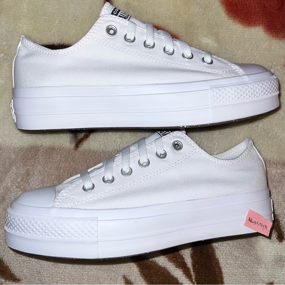 Converse Chuck Taylor All Star Platform Low White Canvas Custom size 8.5 NEW